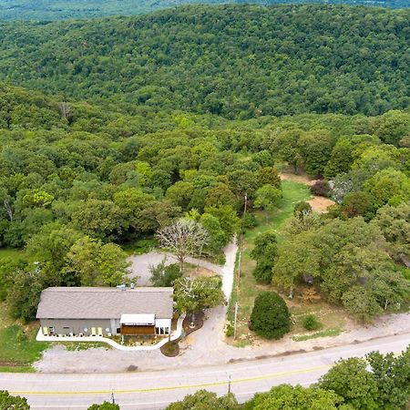 فندق Bigfoot Hideout Winslow المظهر الخارجي الصورة