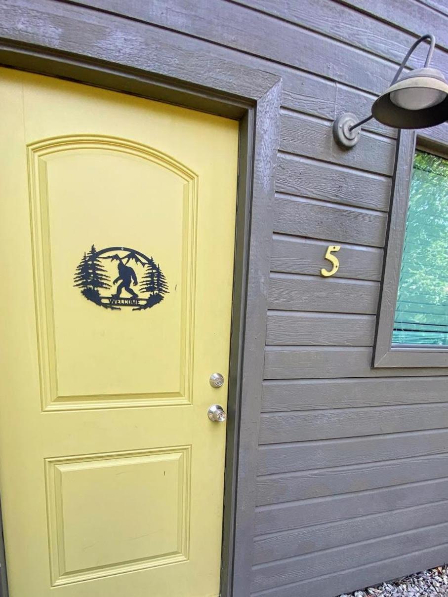 فندق Bigfoot Hideout Winslow الغرفة الصورة