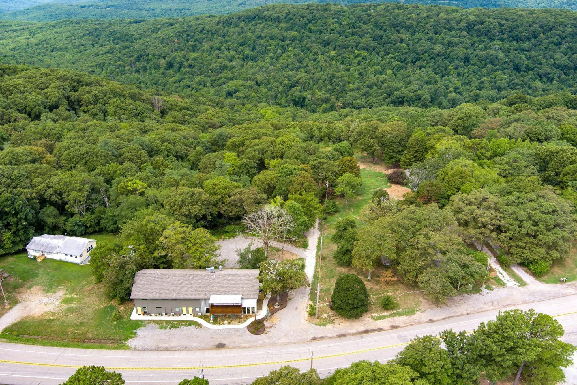 فندق Bigfoot Hideout Winslow المظهر الخارجي الصورة